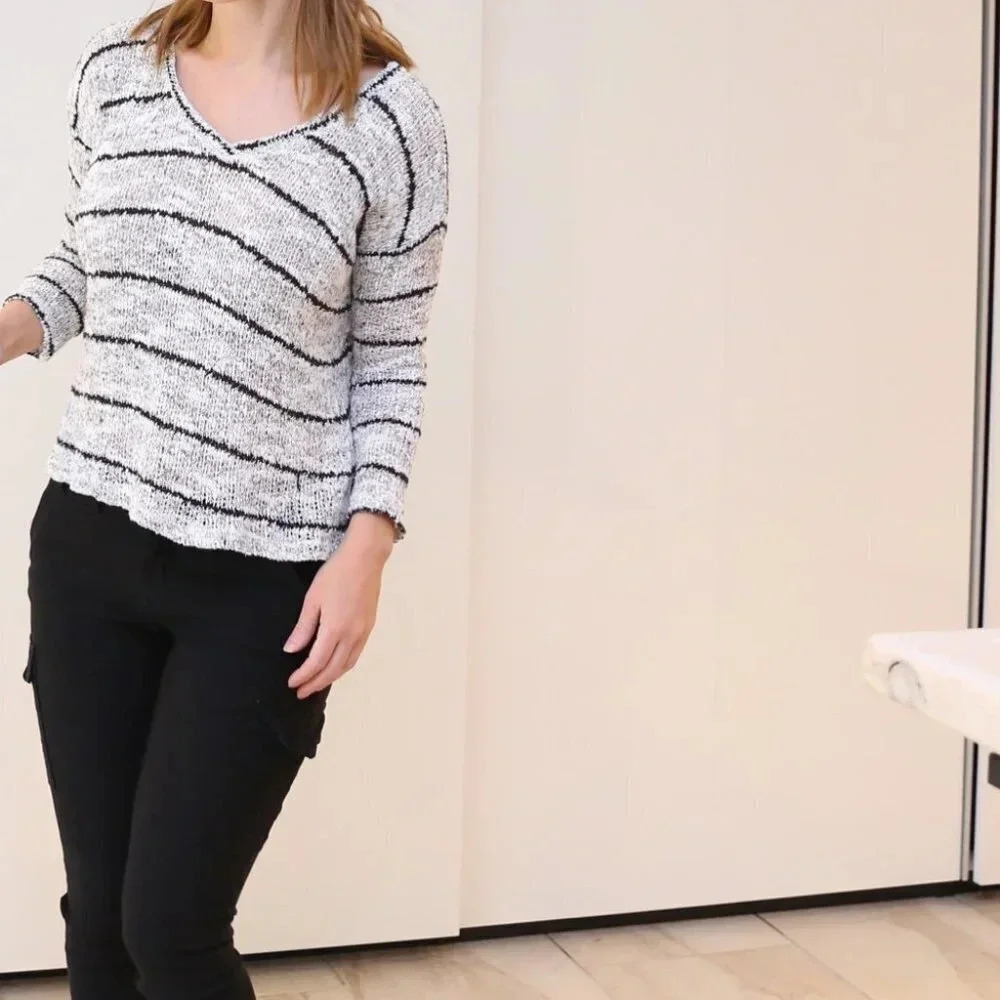 Splendid Striped Top - Picture 3 of 8